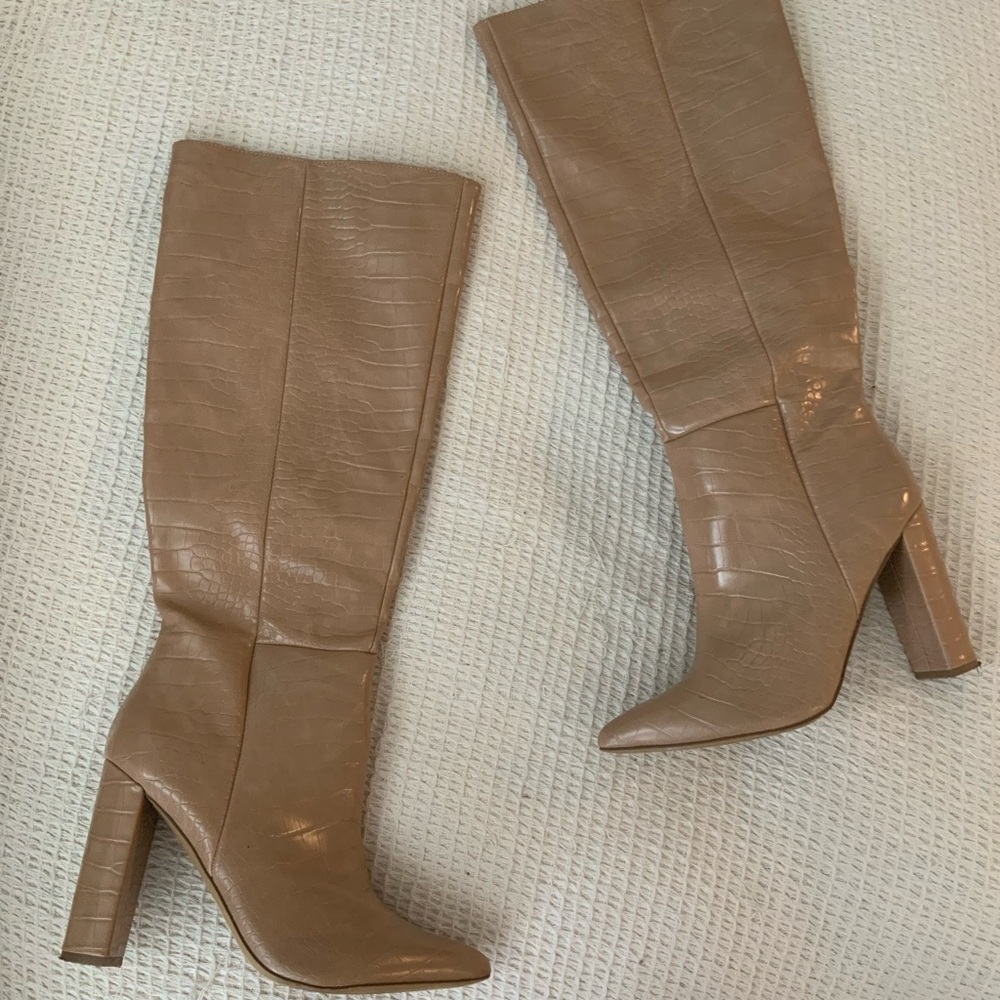 Express Tan Crocodile Cowgirl Rock Western Knee High Heeled Boots Heels Size 9.5